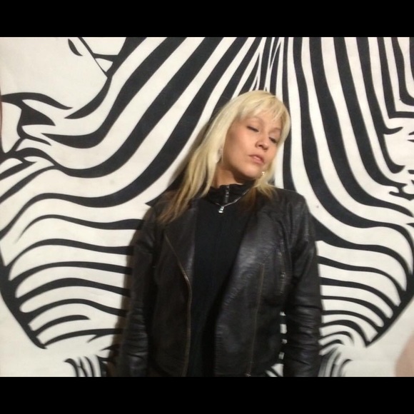 Meet your Posher, Melissa - Picture 7 of 7